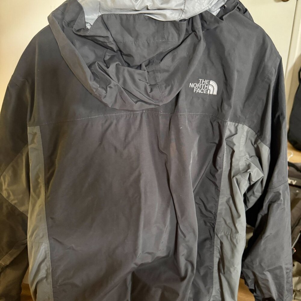 THE NORTH FACE Men's Triclimate Waterproof Jacket with inner shell - Picture 3 of 6